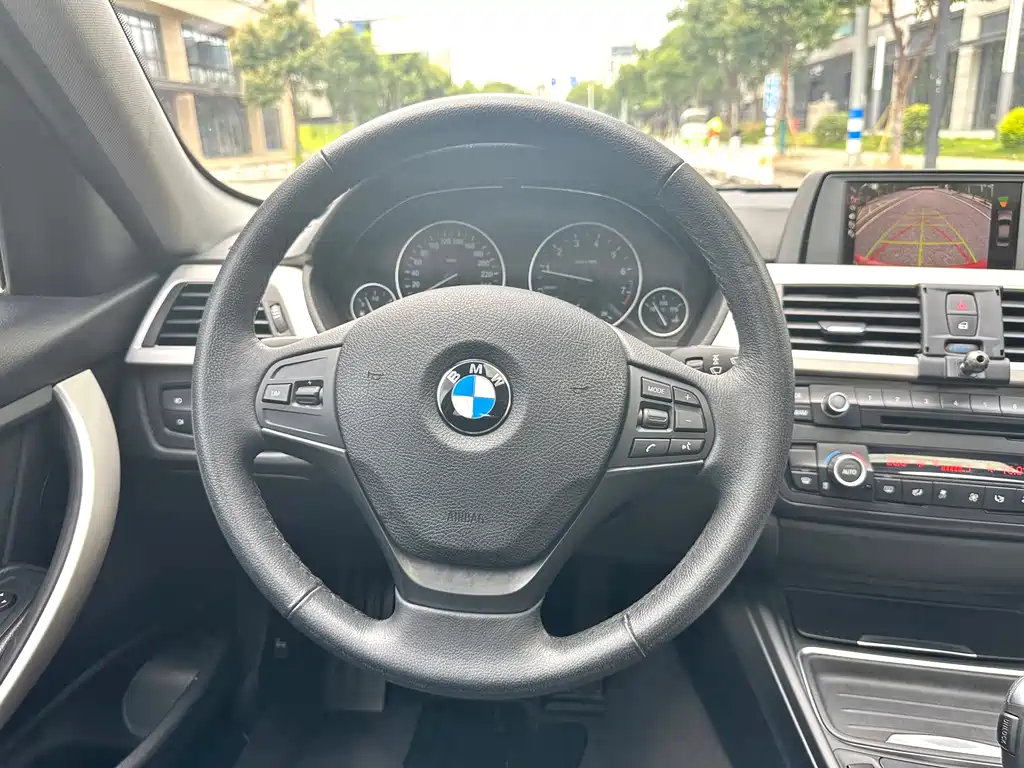 BMW 3 Series 2014 — фото 7