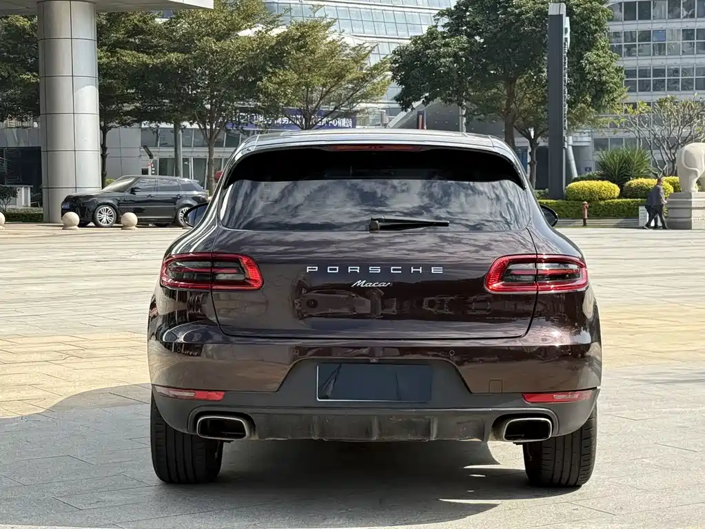 Porsche Macan 2016 — фото 13
