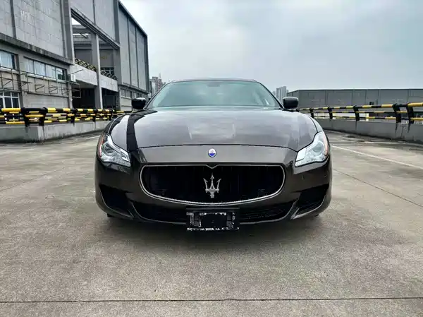 Maserati Quattroporte 2013