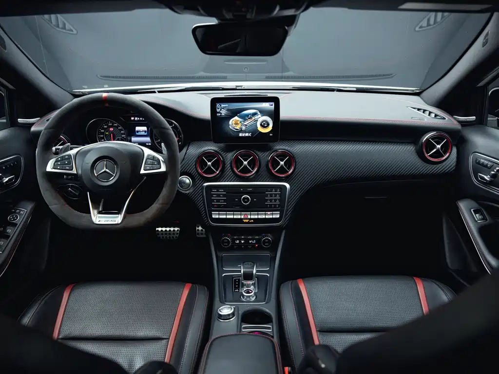 Mercedes-Benz A-Class AMG 2016 — фото 8