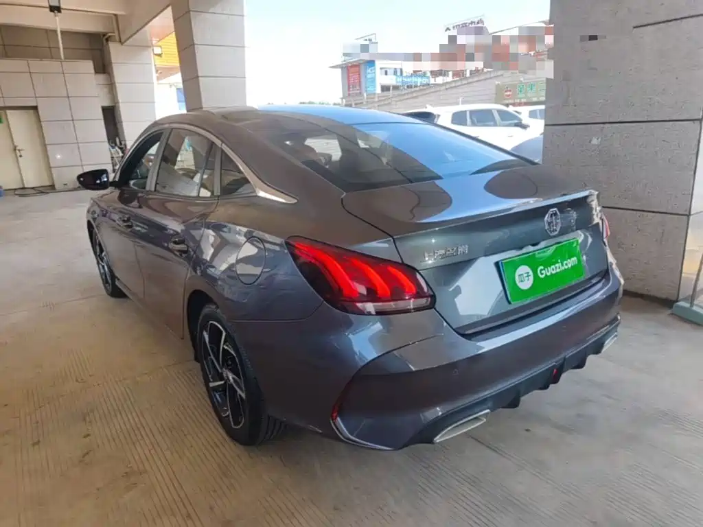 MG MG5 2021