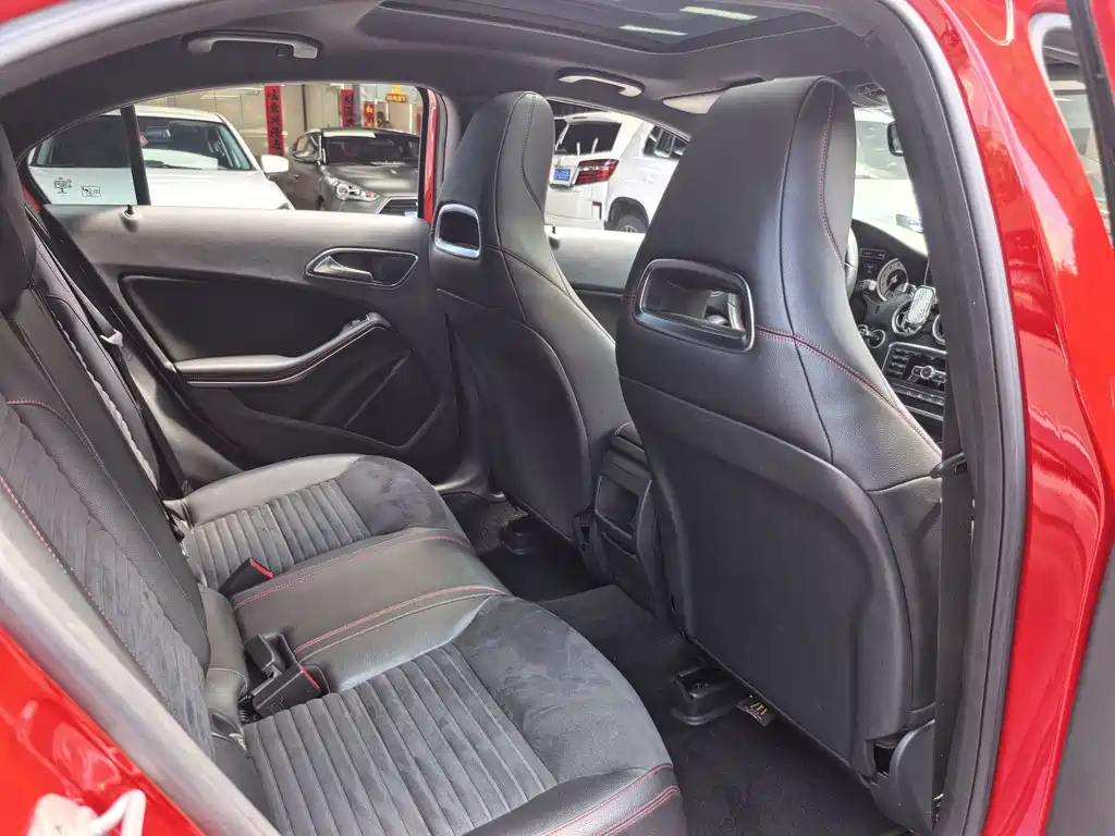 Mercedes-Benz A-Class 2015 — фото 25