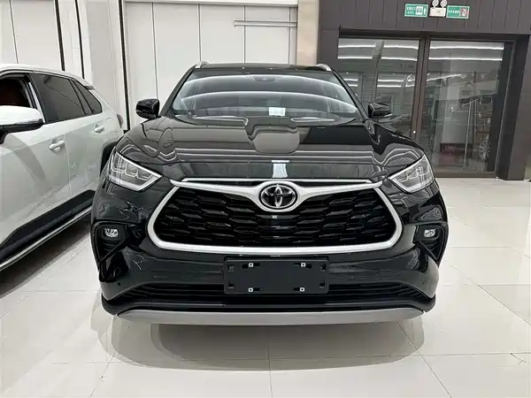 Toyota Highlander 2024