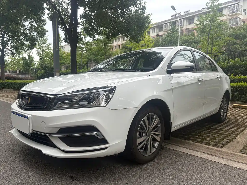 Geely Emgrand 2018