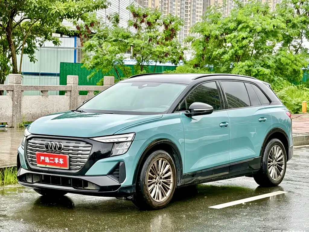 Audi Q5 e-tron 2024