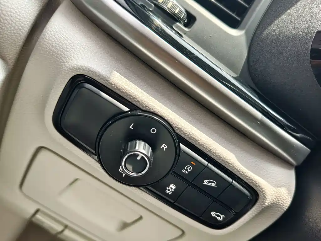 GAC Motor Trumpchi M8 2018 — фото 26