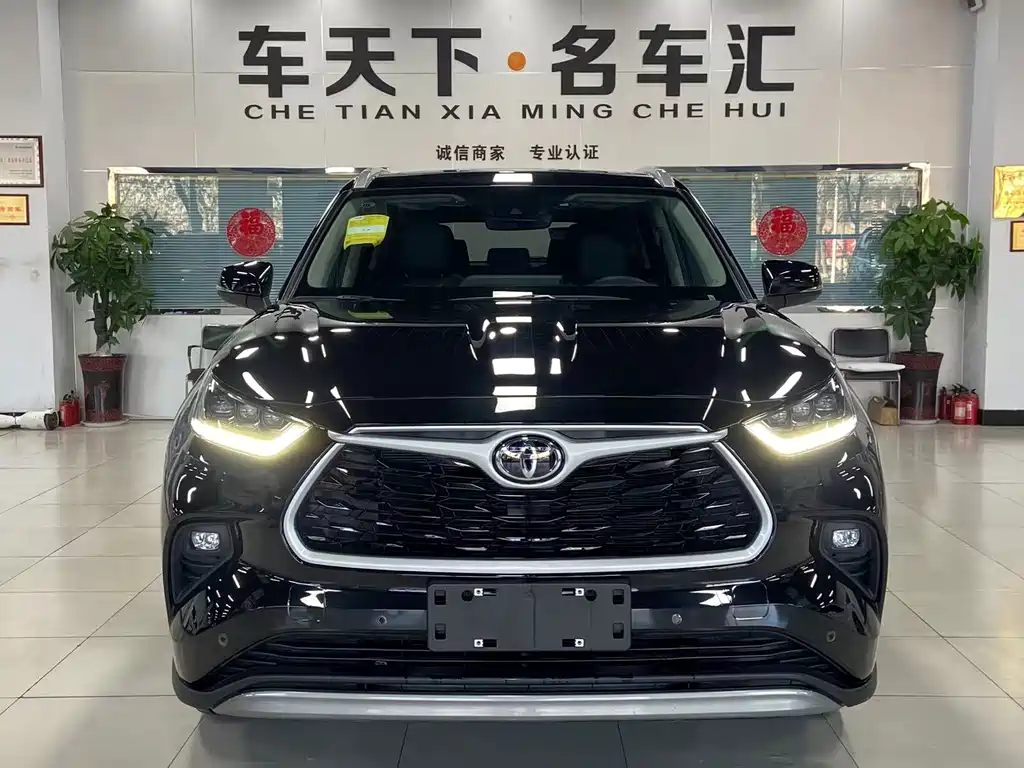 Toyota Highlander 2025 — фото 2