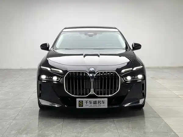 BMW 7 Series 2025