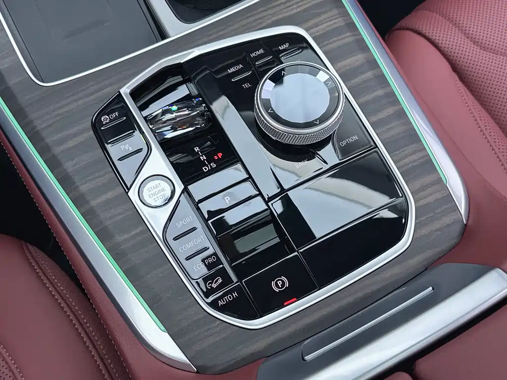 BMW X5 2025 — фото 6