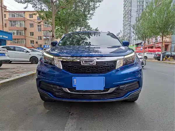 Qoros 5 2018