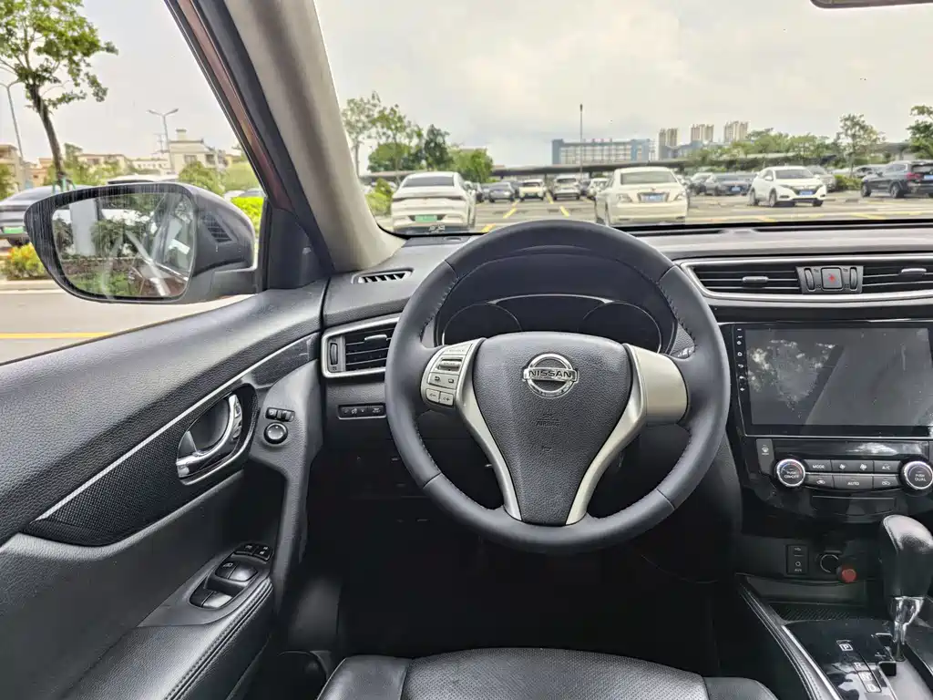 Nissan X-Trail 2014 — фото 12