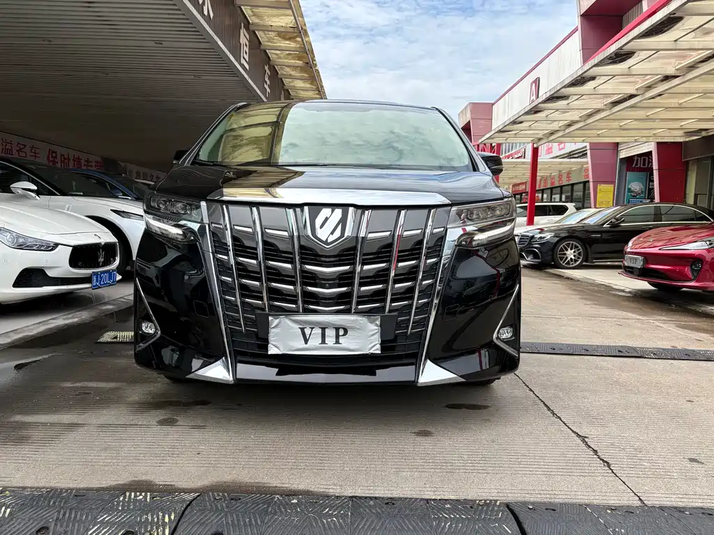 Toyota Alphard 2018 — фото 3