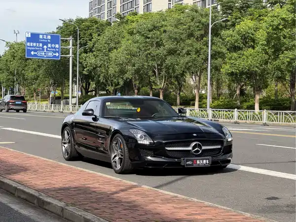 Mercedes-Benz Sls-Class AMG 2011