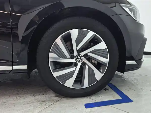 Volkswagen Magotan PHEV 2022