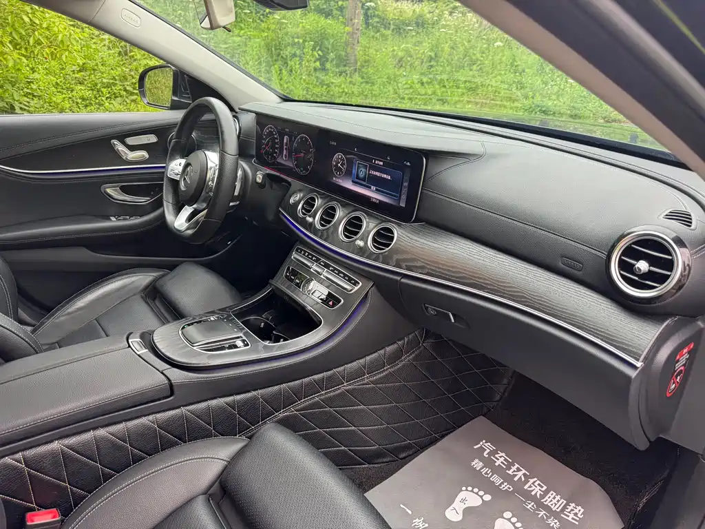 Mercedes-Benz E-Class 2020 — фото 9