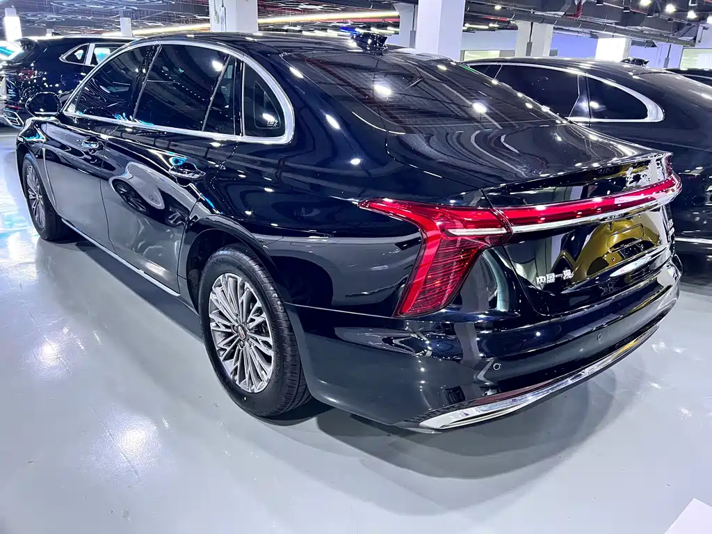 Hongqi H5 2025 — фото 16