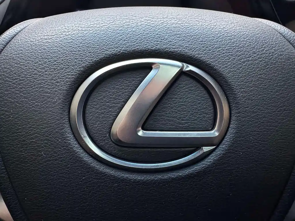 Lexus ES 2024 — фото 28
