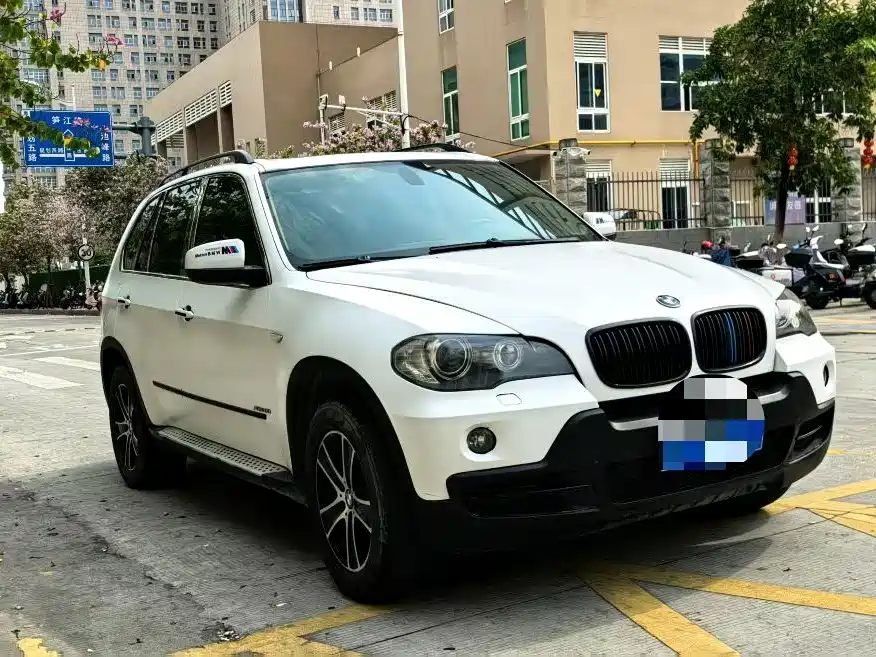 BMW X5 2009 — фото 3