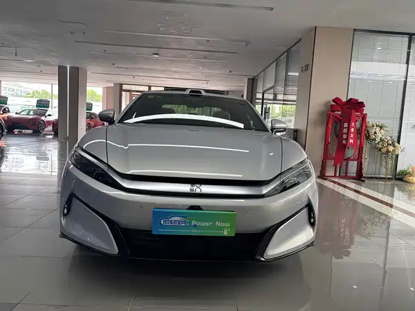 BYD Han L 2026