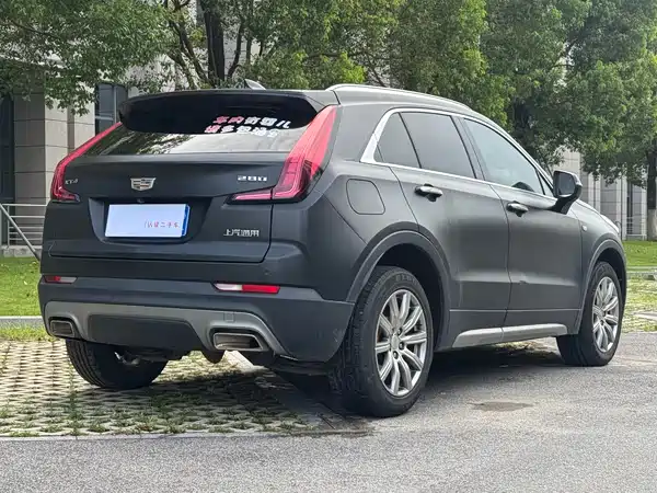 Cadillac XT4 2021