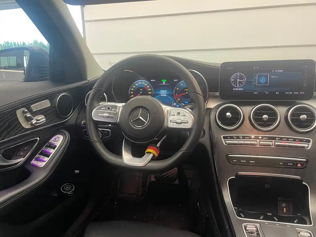 Mercedes-Benz C-Class 2020