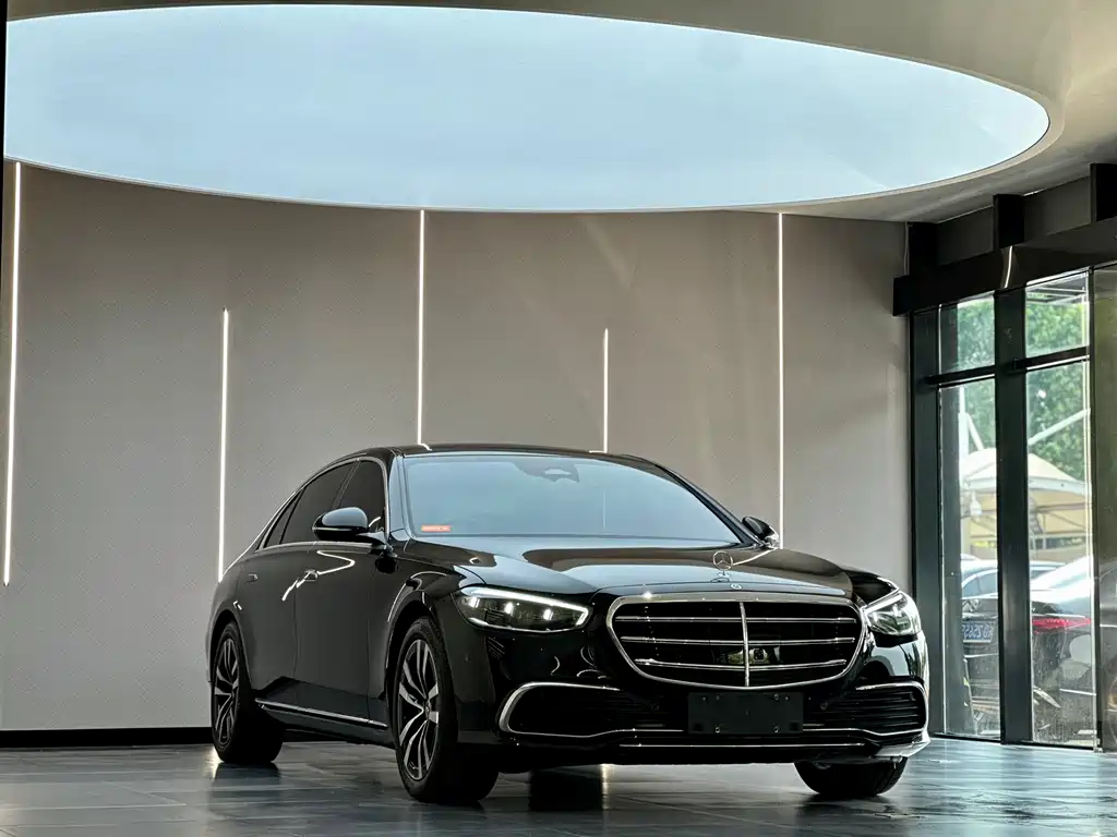 Mercedes-Benz S-Class 2024 — фото 3