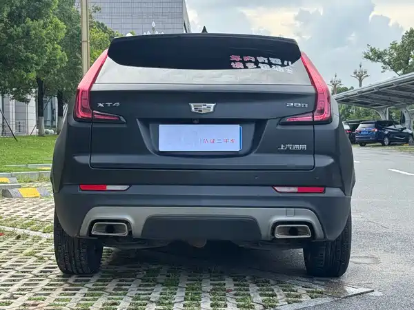 Cadillac XT4 2021