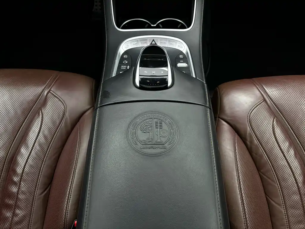 Mercedes-Benz S-Class AMG 2016 — фото 24