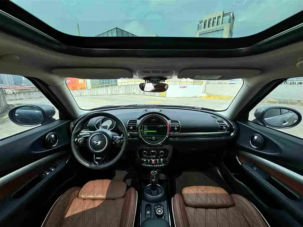 MINI Clubman 2019 — фото 15