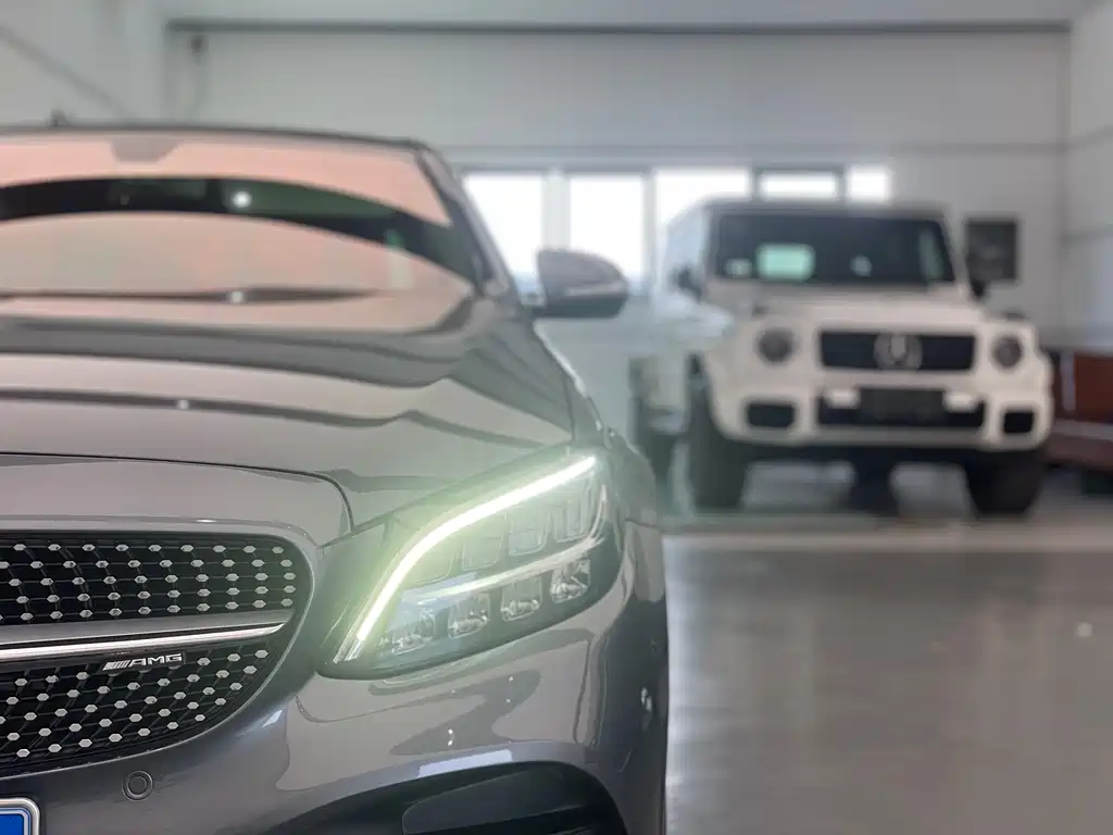 Mercedes-Benz C-Class 2020