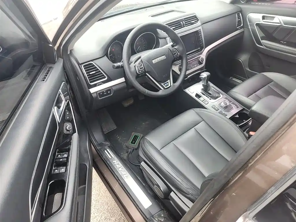 Haval H6 Coupe 2017 — фото 16