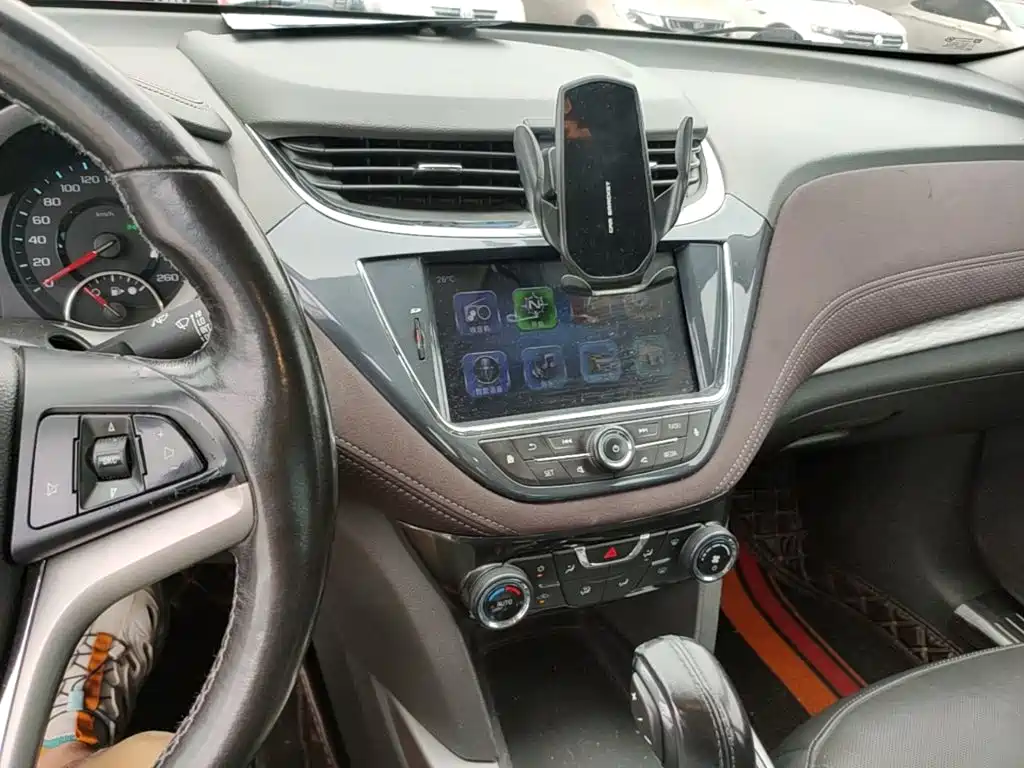 Chevrolet Malibu 2017 — фото 13