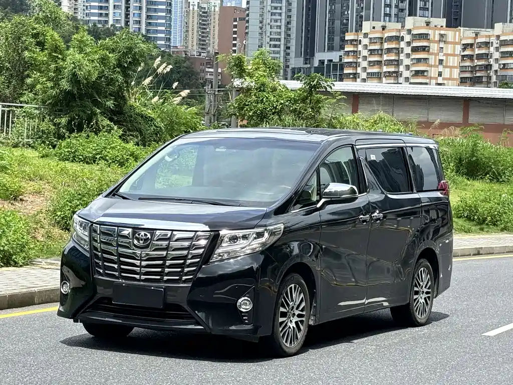 Toyota Alphard 2018 — фото 2