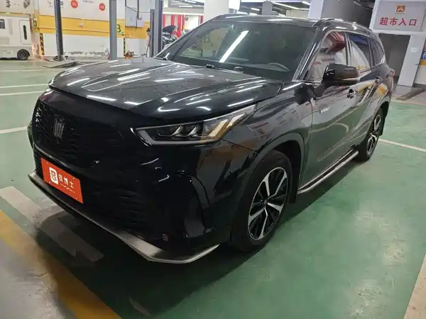 Toyota Crown Kluger 2024