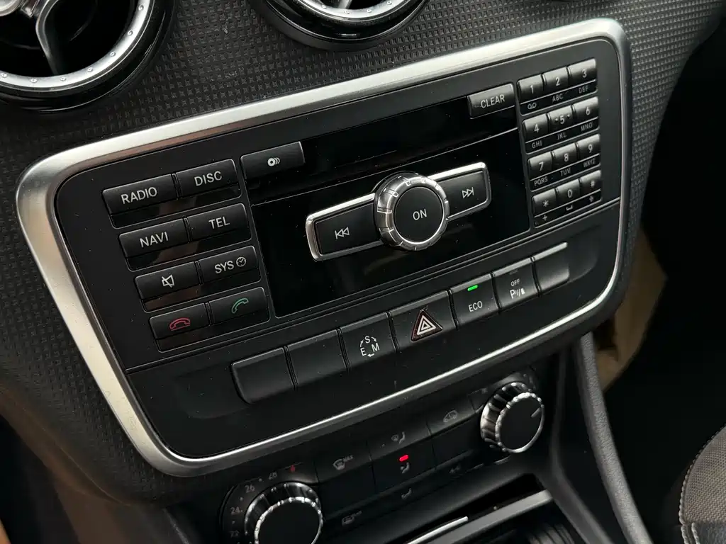 Mercedes-Benz A-Class 2013 — фото 9