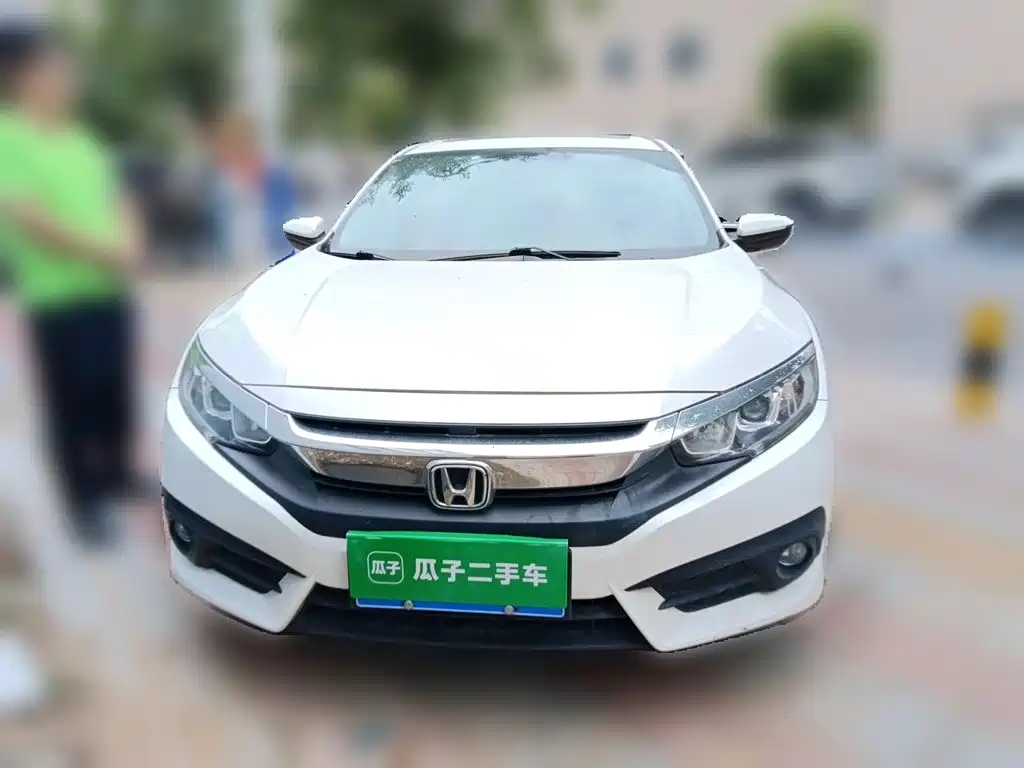 Honda Civic 2018 — фото 3