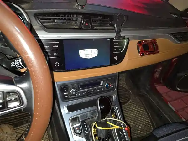 Geely Vision S1 2018