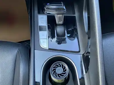 Hyundai Elantra 2022