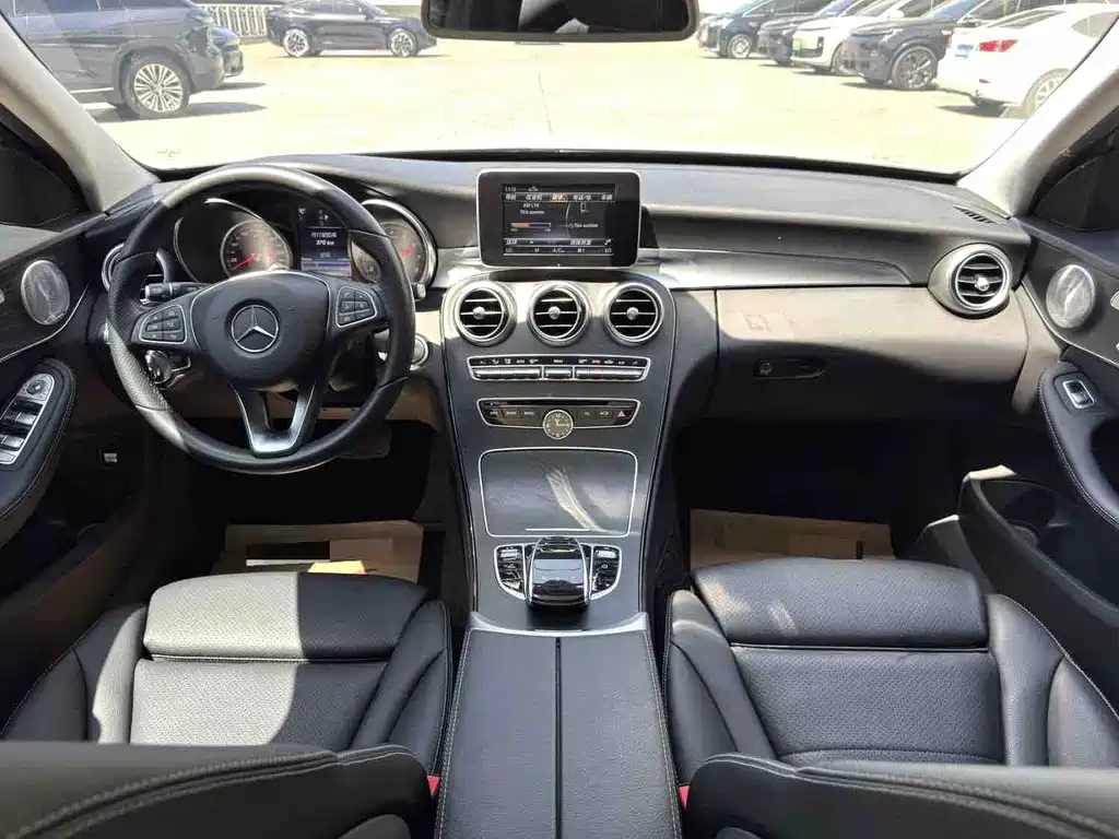 Mercedes-Benz C-Class 2018