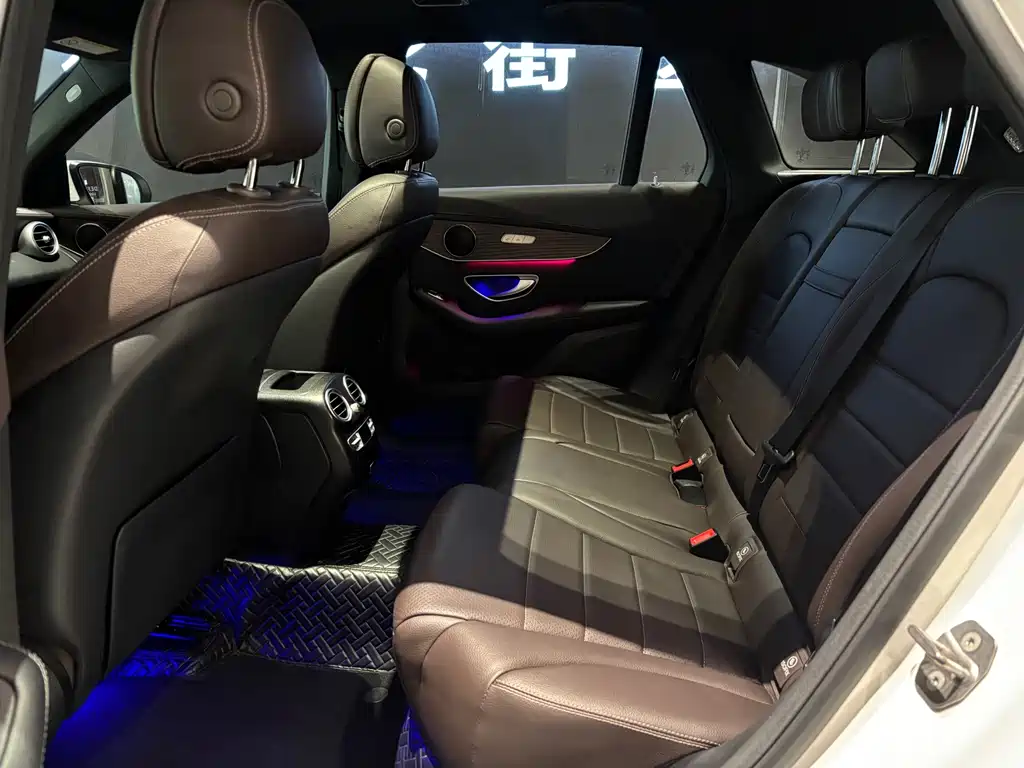 Mercedes-Benz GLC 2023 — фото 15