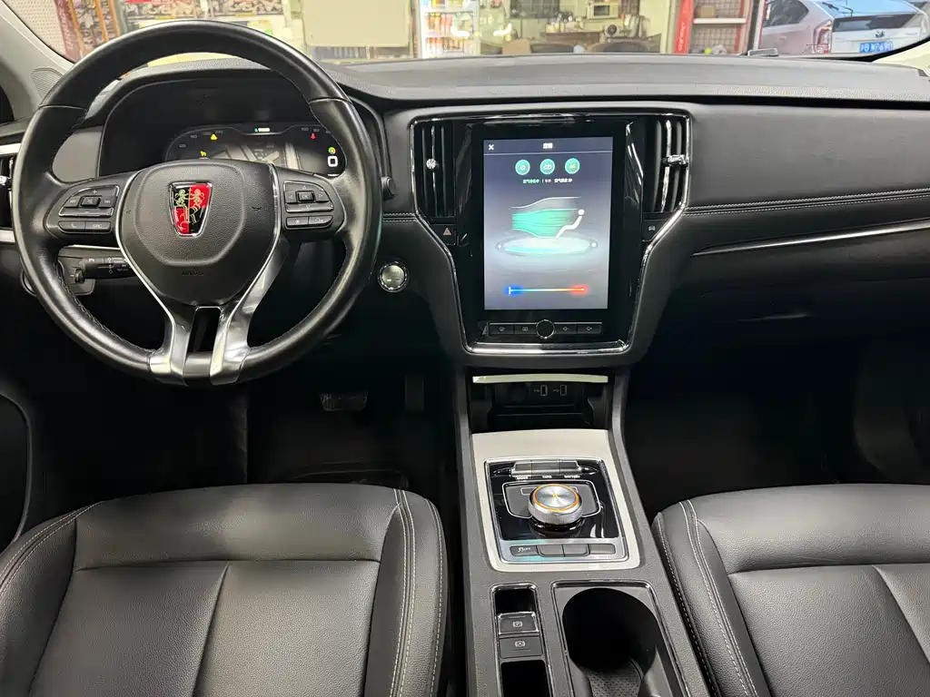 Roewe i6 New Energy 2018 — фото 7