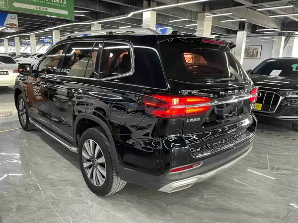 Roewe RX8 2018