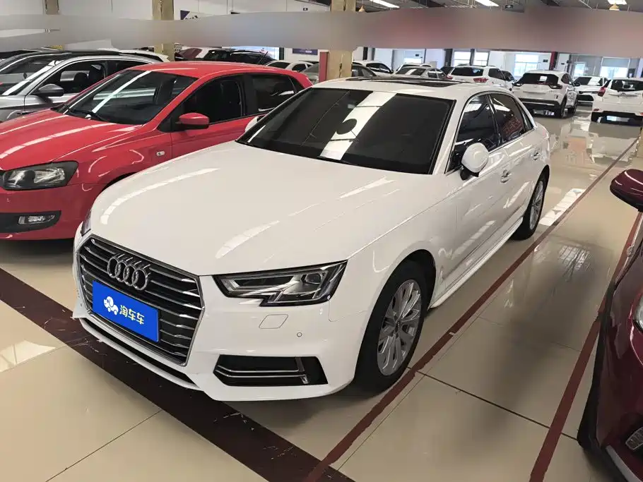 Audi A4L 2020