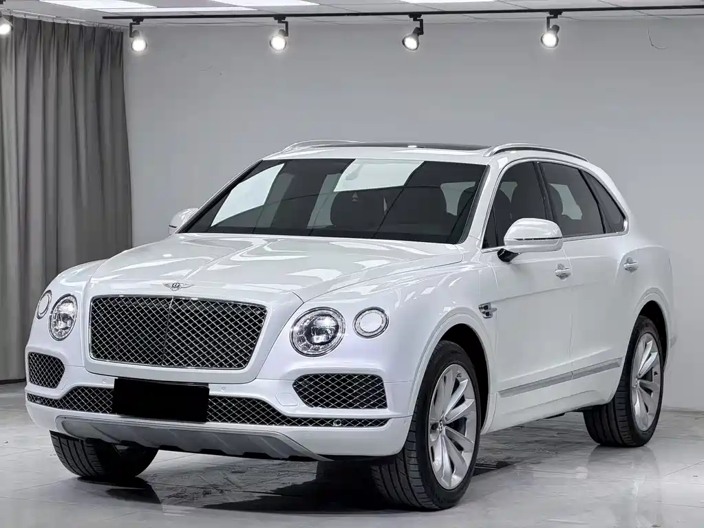 Bentley Bentayga 2020 — фото 2