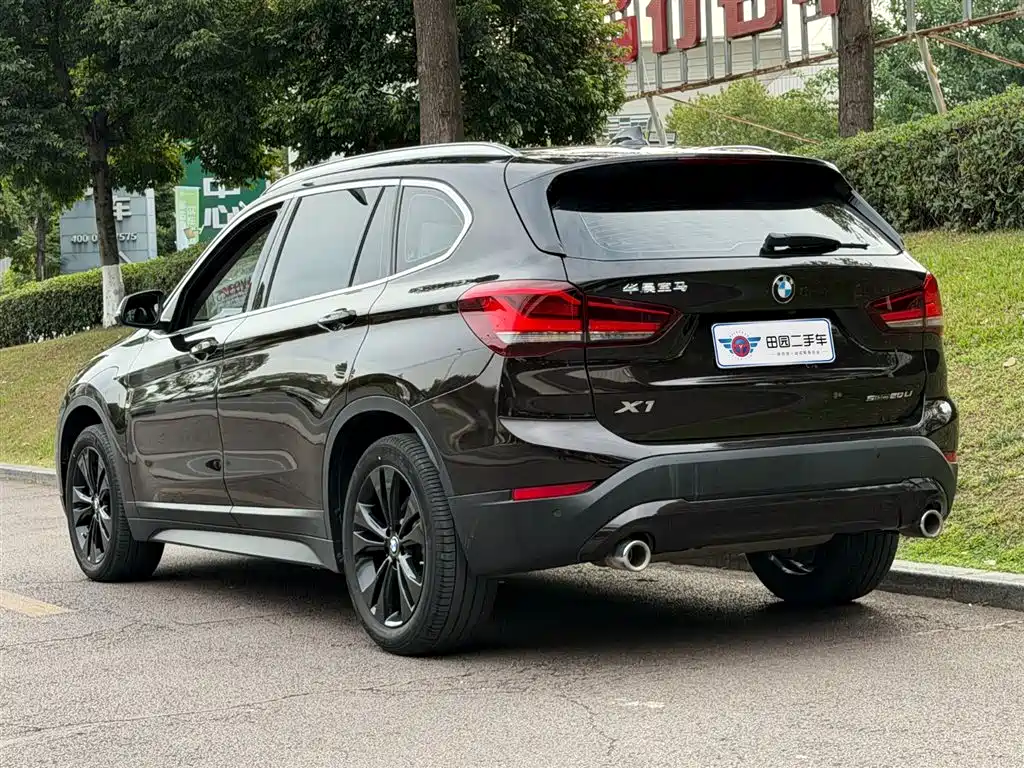 BMW X1 2020 — фото 4