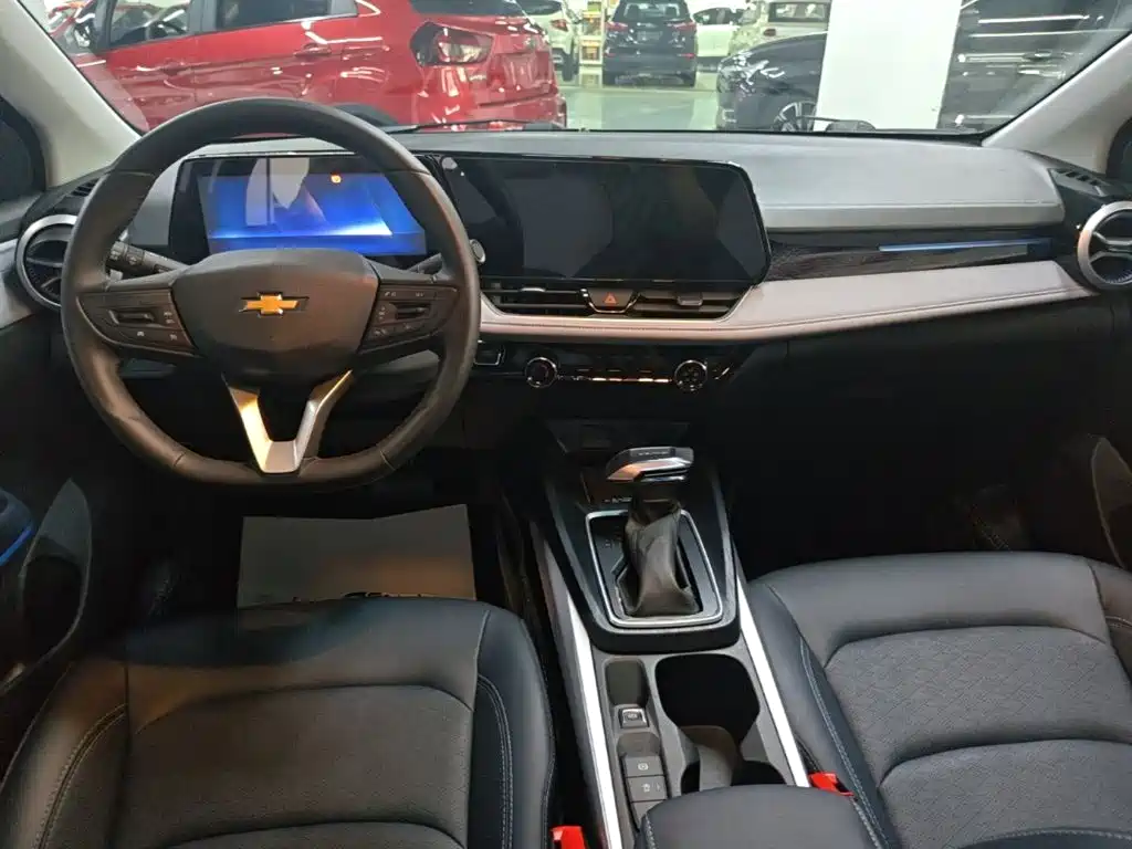 Chevrolet Cruze 2023 — фото 10