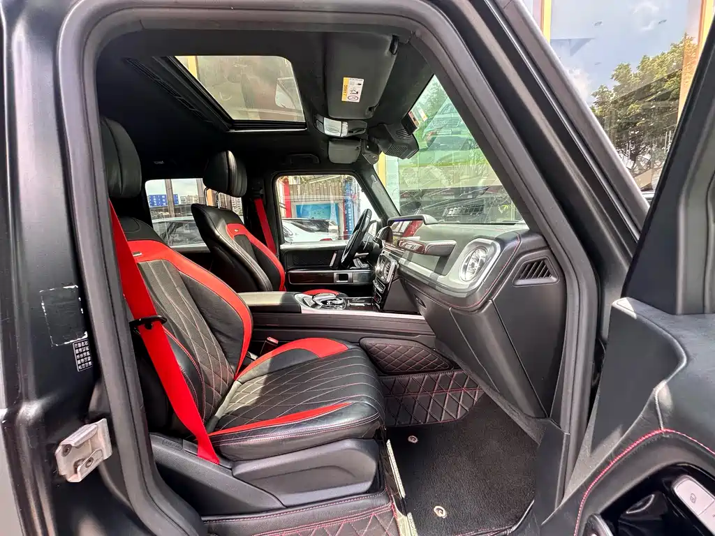 Mercedes-Benz G-Class AMG 2019 — фото 19