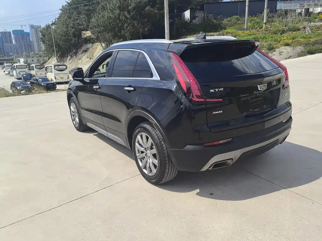 Cadillac XT4 2020 — фото 13