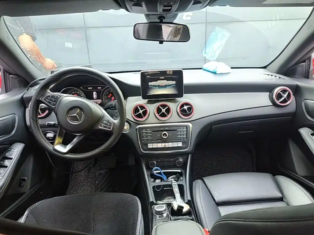 Mercedes-Benz CLA 2017 — фото 10
