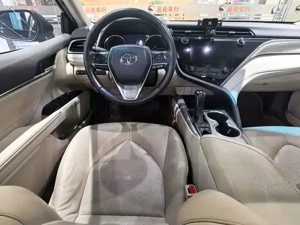 Toyota Camry 2020
